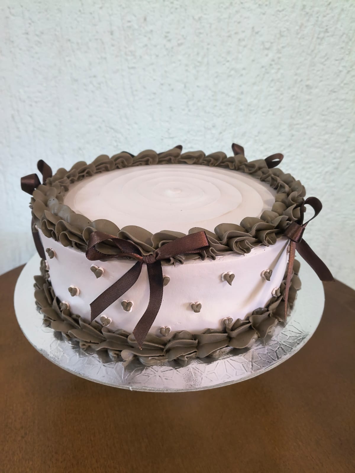 Bolo temático Frozen com Elsa, Anna e Olaf